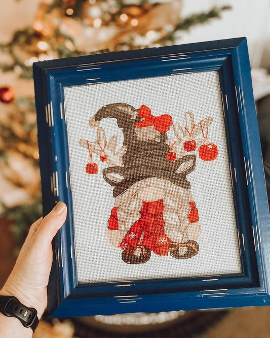 Christmas female, Cross stitch pattern, Christmas cross stitch, Gnomes cross stitch, Modern cross stitch, Deer cross stitch